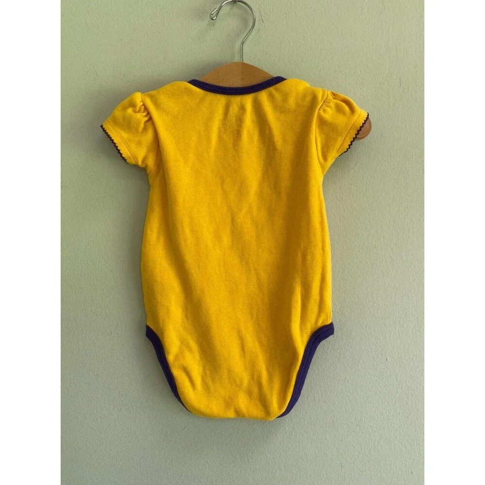 LSU Tigers Baby Bodysuit 18M Purple White Yellow Heart Short Sleeve Snap Buttons